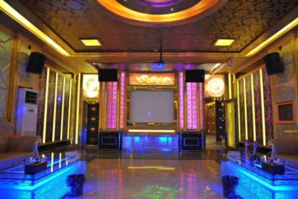 成都桑拿服务中心，专业按摩放松身心