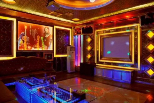 成都洗浴休闲夜生活：体验高端养生之旅(成都洗浴休闲中心)